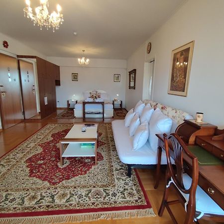 "Athens Light" Luxury Spacy Appartment, Agia Paraskevi ภายนอก รูปภาพ